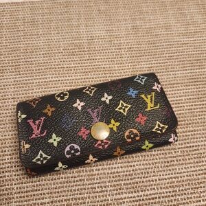 Louis Vuitton Murakami Muticolor Key chain💥